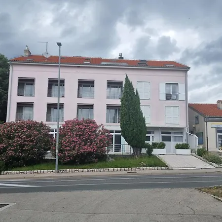 Apartment Maris Novi Vinodolski